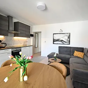 Kozina Apartament